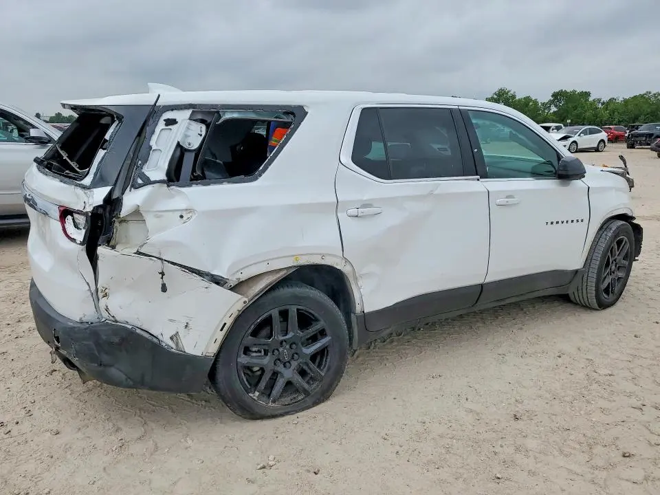 2020 CHEVROLET TRAVERSE LS  