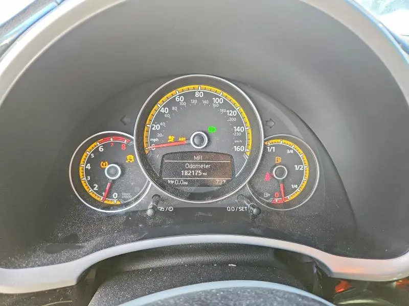 2016 VOLKSWAGEN BEETLE DUNE  