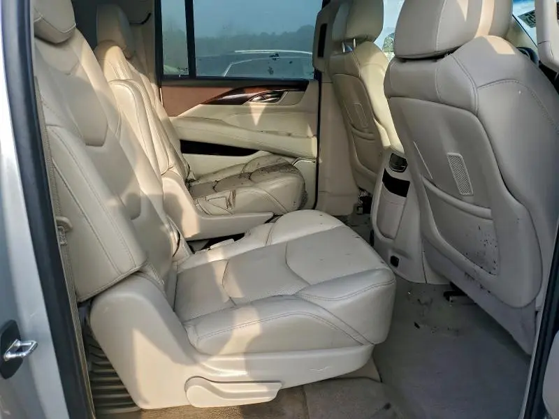 2017 CADILLAC ESCALADE ESV LUXURY  