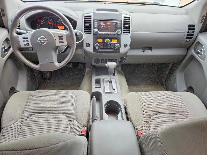 2018 NISSAN FRONTIER SV  