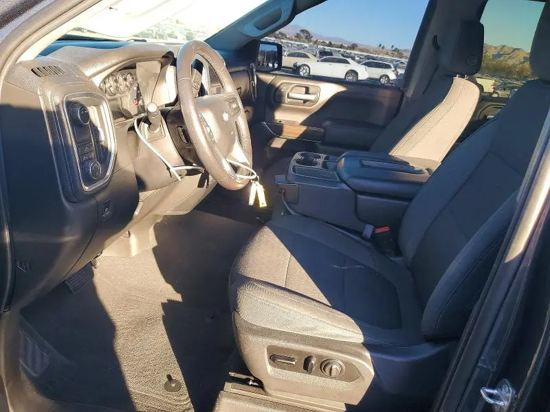 2021 CHEVROLET SILVERADO C1500 LT  