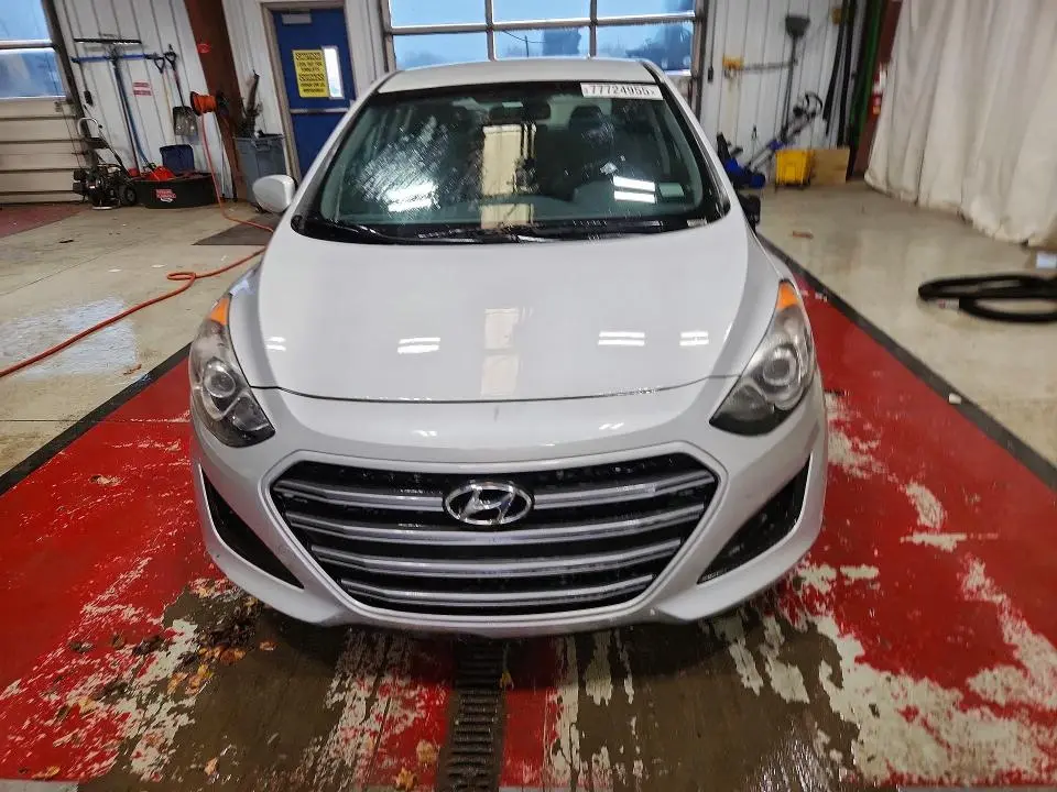 2016 HYUNDAI ELANTRA GT BASE  