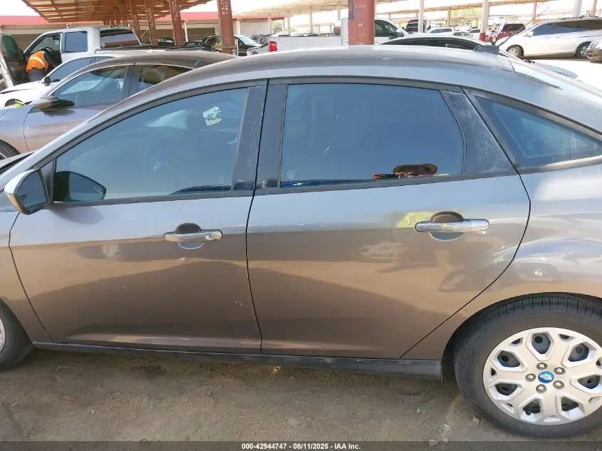 2012 FORD FOCUS SE