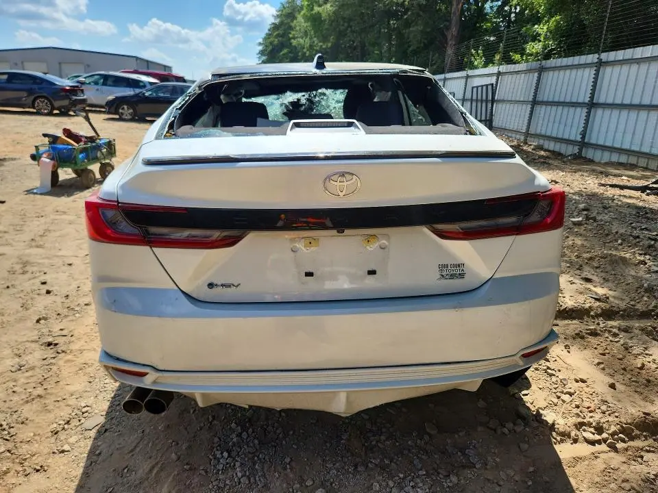 2025 TOYOTA CAMRY XSE  