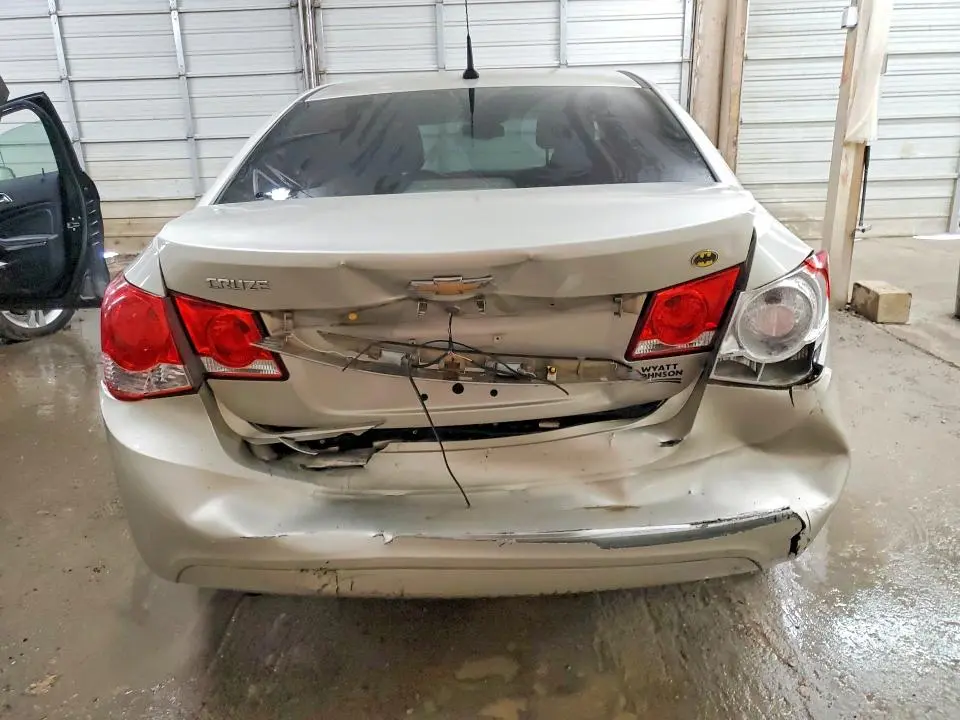 2013 CHEVROLET CRUZE LS  