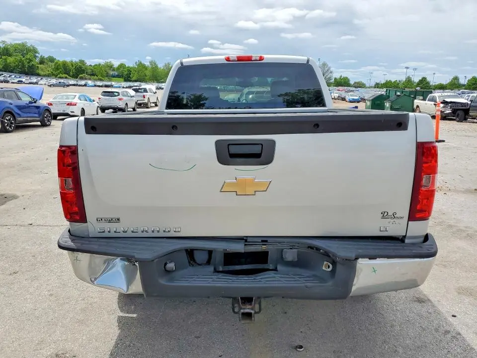 2011 CHEVROLET SILVERADO C1500 LT  