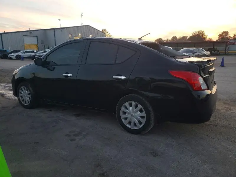 2017 NISSAN VERSA S  