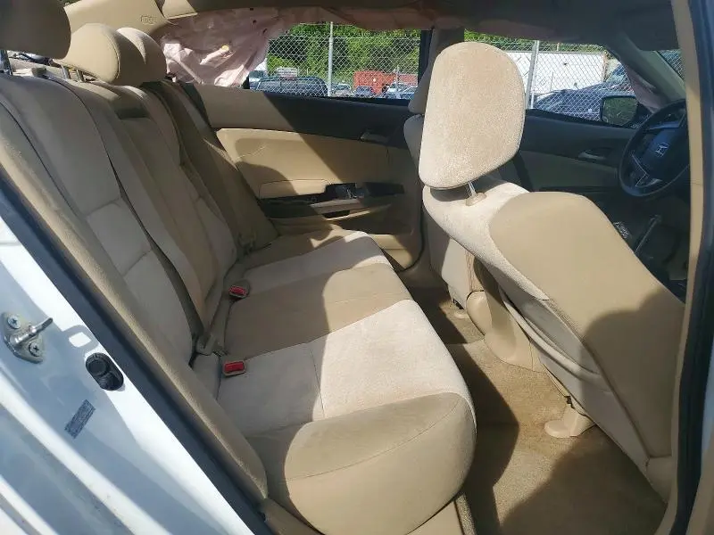 2010 HONDA ACCORD LX  