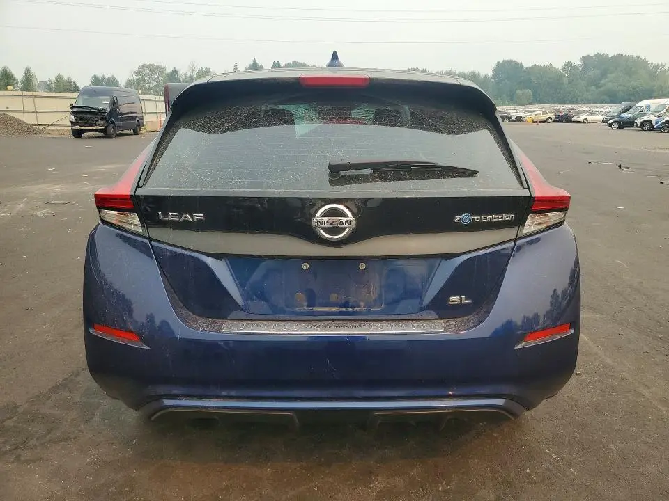 2018 NISSAN LEAF SL  