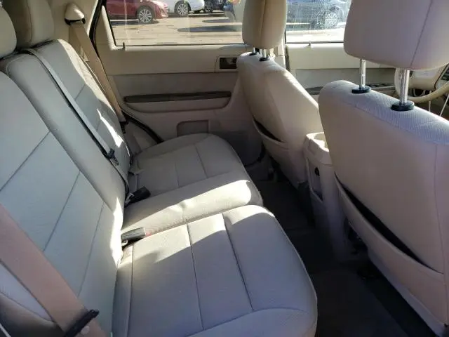 2010 FORD ESCAPE XLT