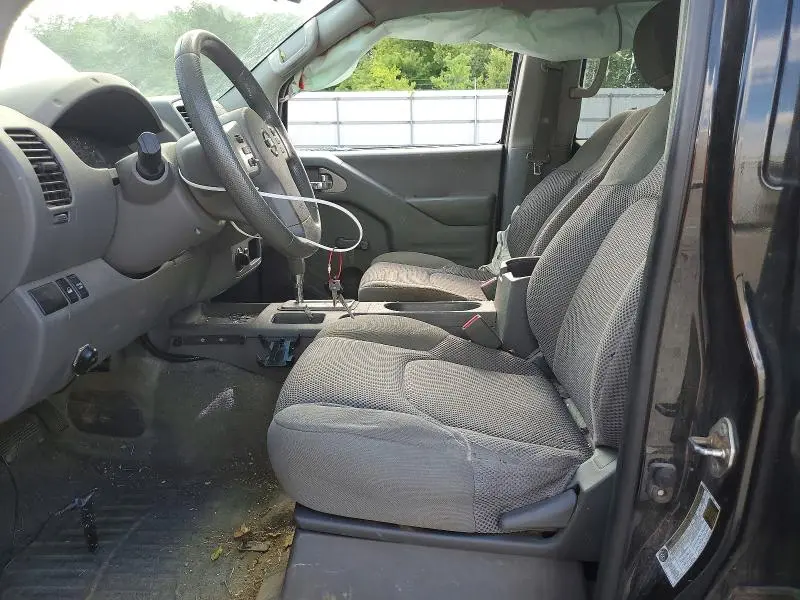 2017 NISSAN FRONTIER S  