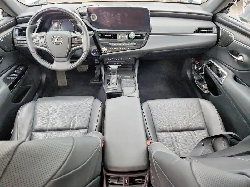 2022 LEXUS ES 300H ULTRA LUXURY  