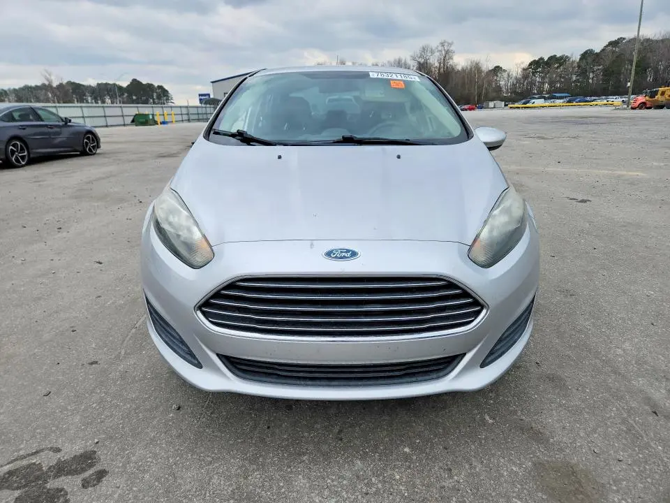 2018 FORD FIESTA SE  