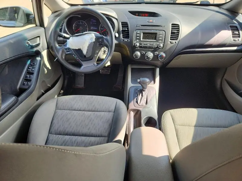 2015 KIA FORTE LX  
