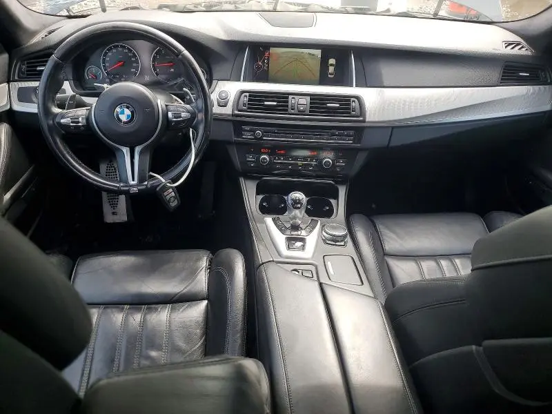 2016 BMW M5   