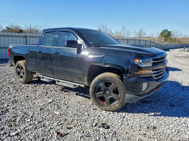 2017 CHEVROLET SILVERADO K1500 LT  