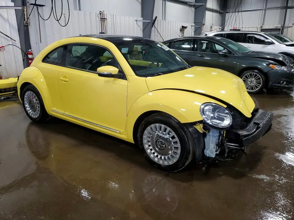 2015 VOLKSWAGEN BEETLE 1.8T  