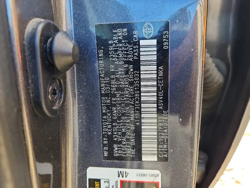2011 TOYOTA CAMRY LE  