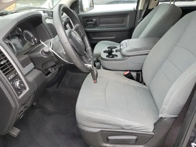 2013 RAM 1500 ST  
