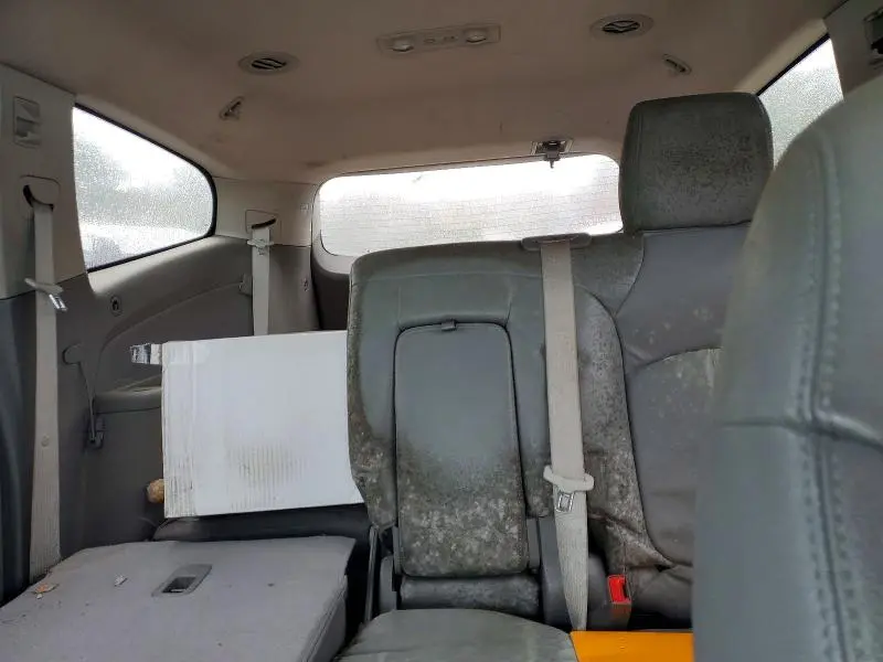 2012 CHEVROLET TRAVERSE LS  
