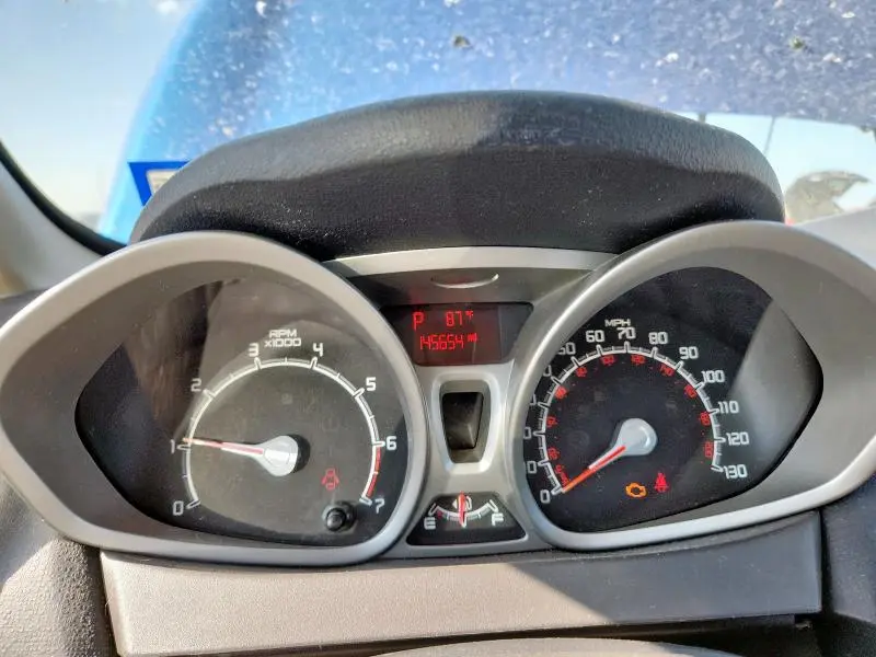 2011 FORD FIESTA SES  