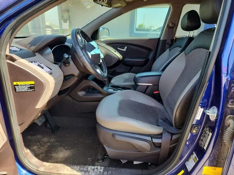 2010 HYUNDAI TUCSON GLS  