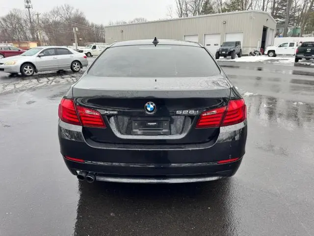 2013 BMW 528 XI  