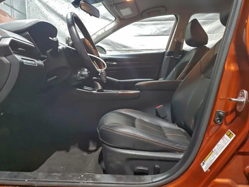 2022 NISSAN ALTIMA SR  