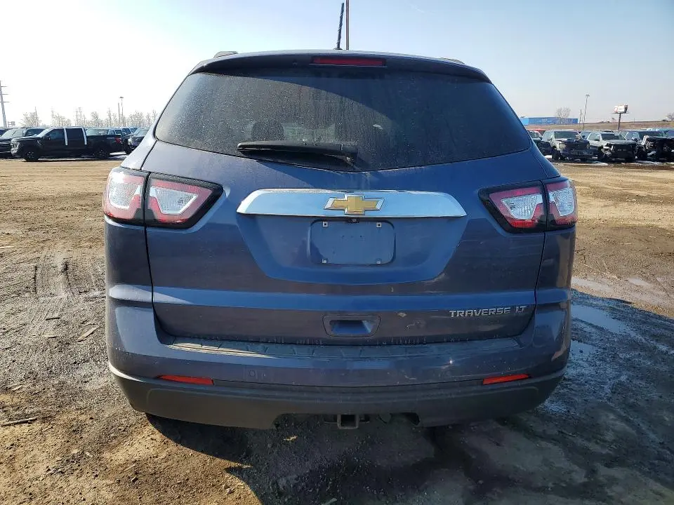 2014 CHEVROLET TRAVERSE LT  