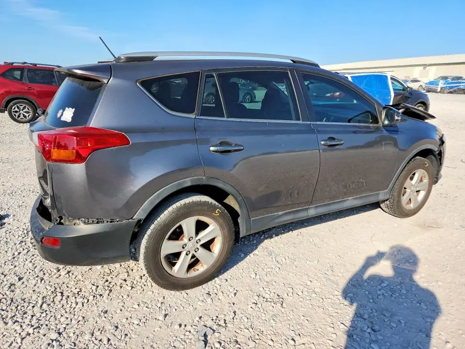 2014 TOYOTA RAV4 XLE  