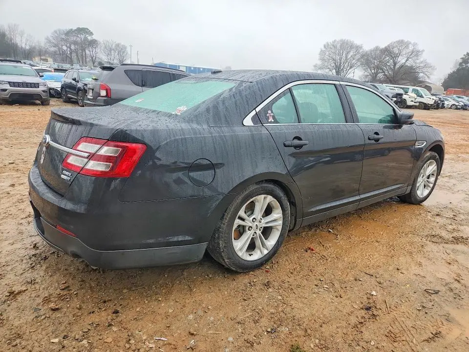 2013 FORD TAURUS SEL  