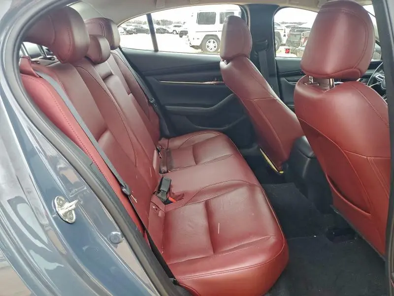 2023 MAZDA 3 PREFERRED  