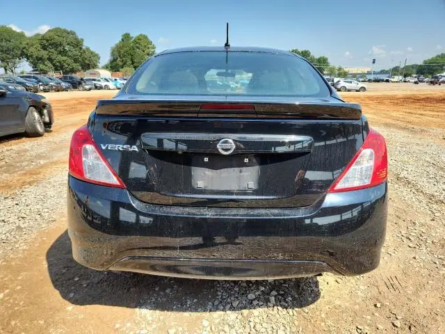 2019 NISSAN VERSA S