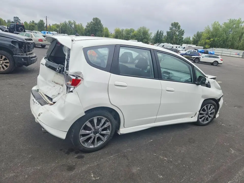 2013 HONDA FIT SPORT  