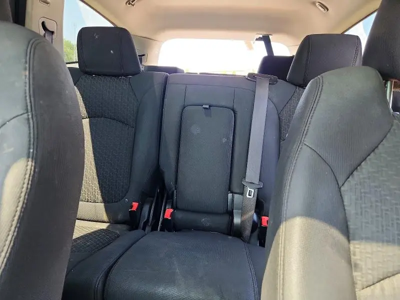 2010 CHEVROLET TRAVERSE LT  