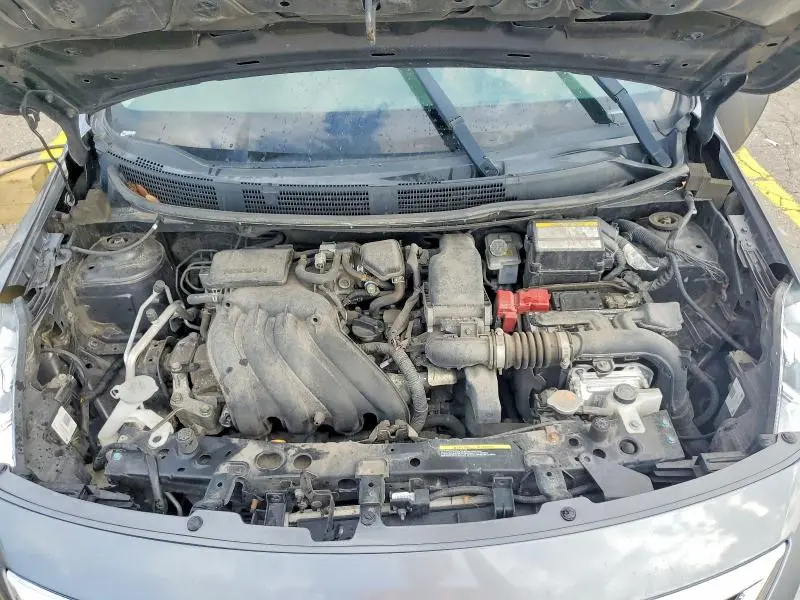 2019 NISSAN VERSA SV  