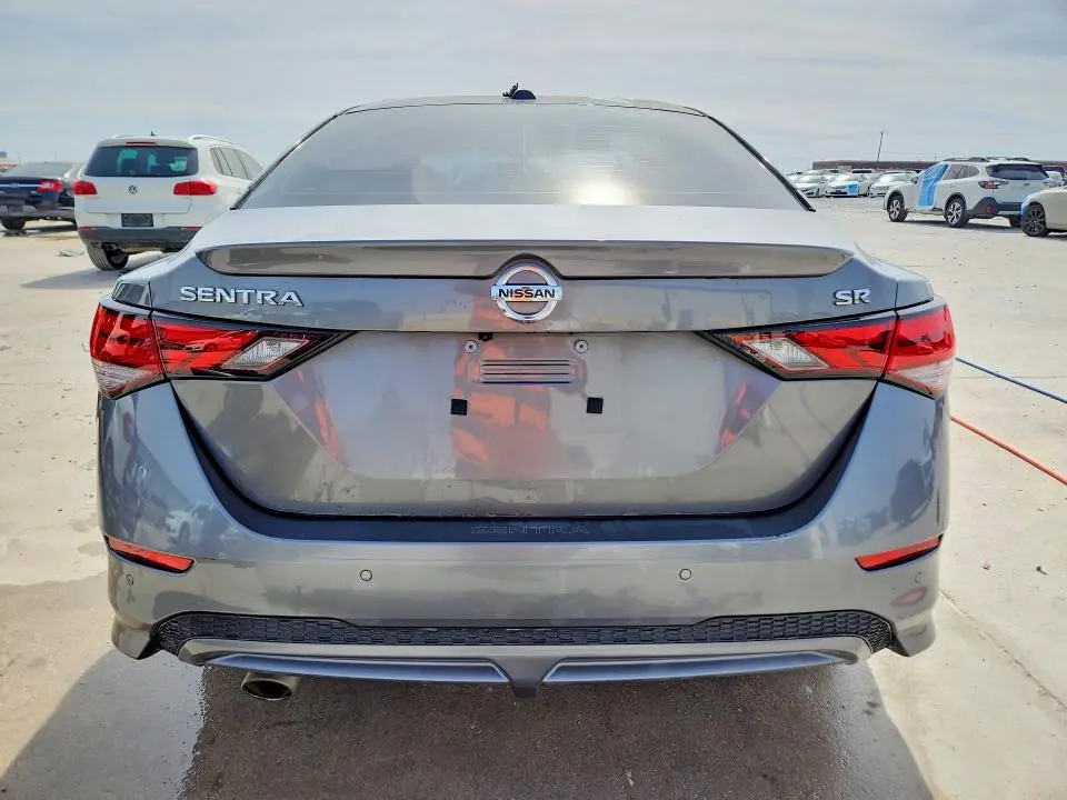 2021 NISSAN SENTRA SR  