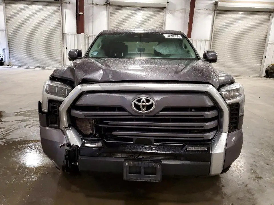 2022 TOYOTA TUNDRA CREWMAX LIMITED  