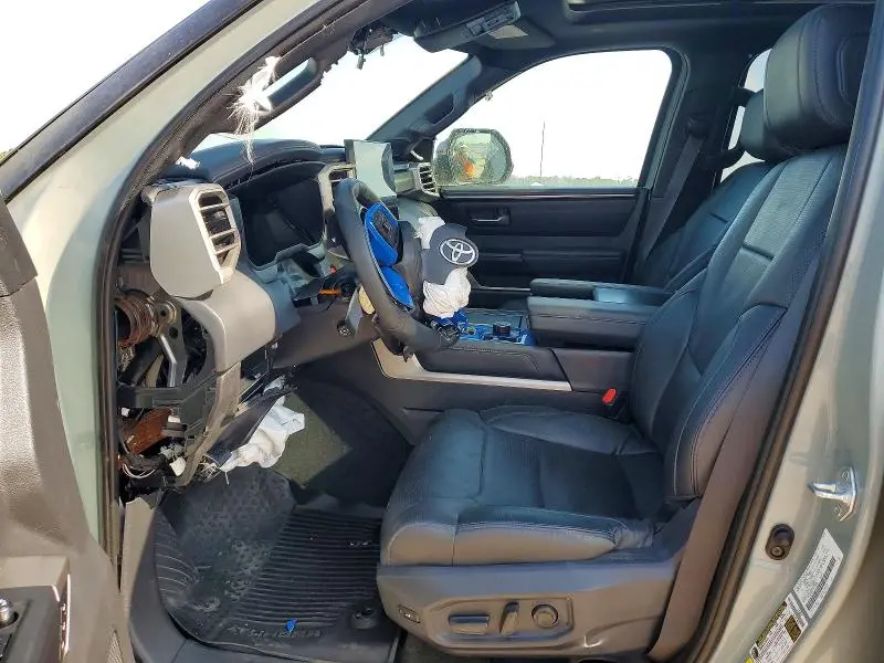 2026 TOYOTA TUNDRA PLATINUM HV  