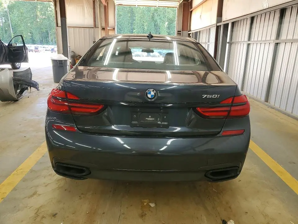 2019 BMW 750 I  