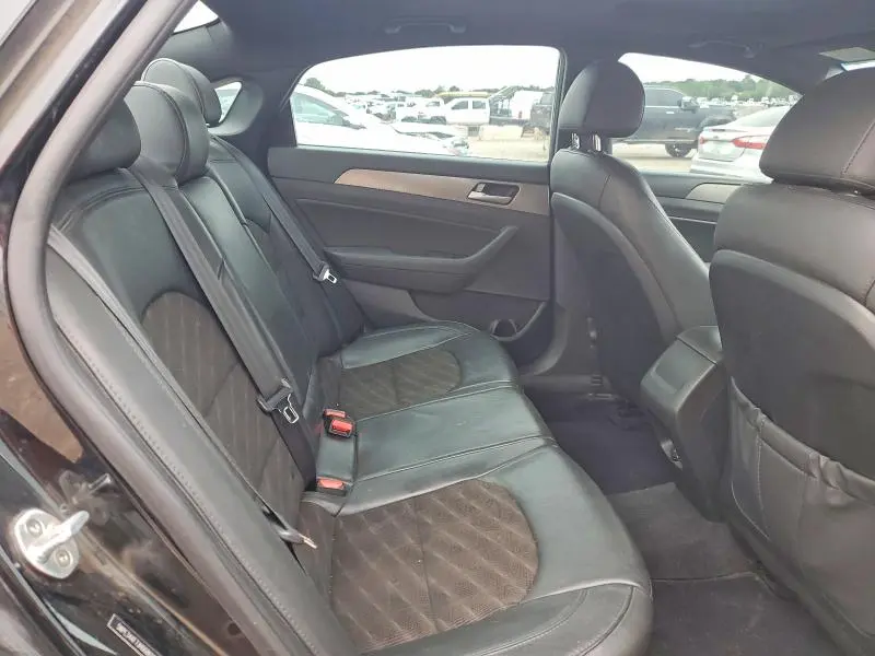 2018 HYUNDAI SONATA SPORT  