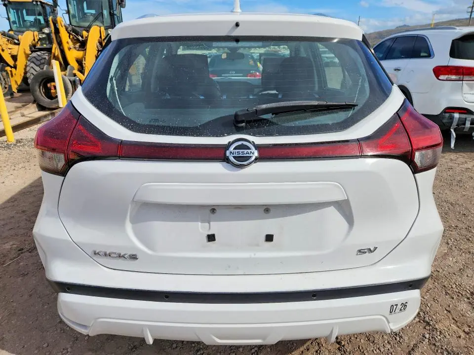 2021 NISSAN KICKS SV  