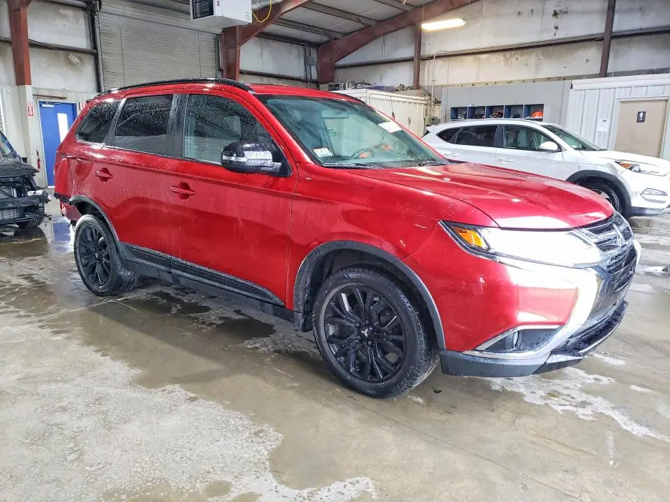 2018 MITSUBISHI OUTLANDER SE  
