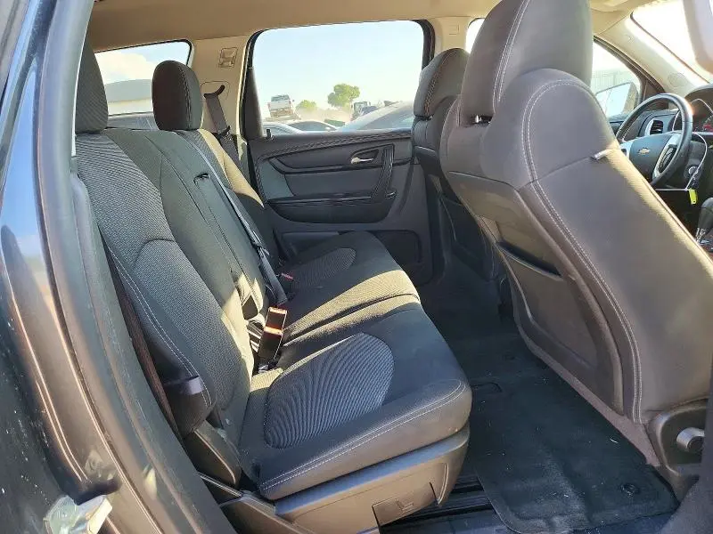 2013 CHEVROLET TRAVERSE LT  