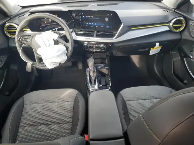 2025 CHEVROLET TRAX 1LT  