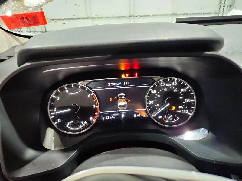 2024 NISSAN ROGUE SV  