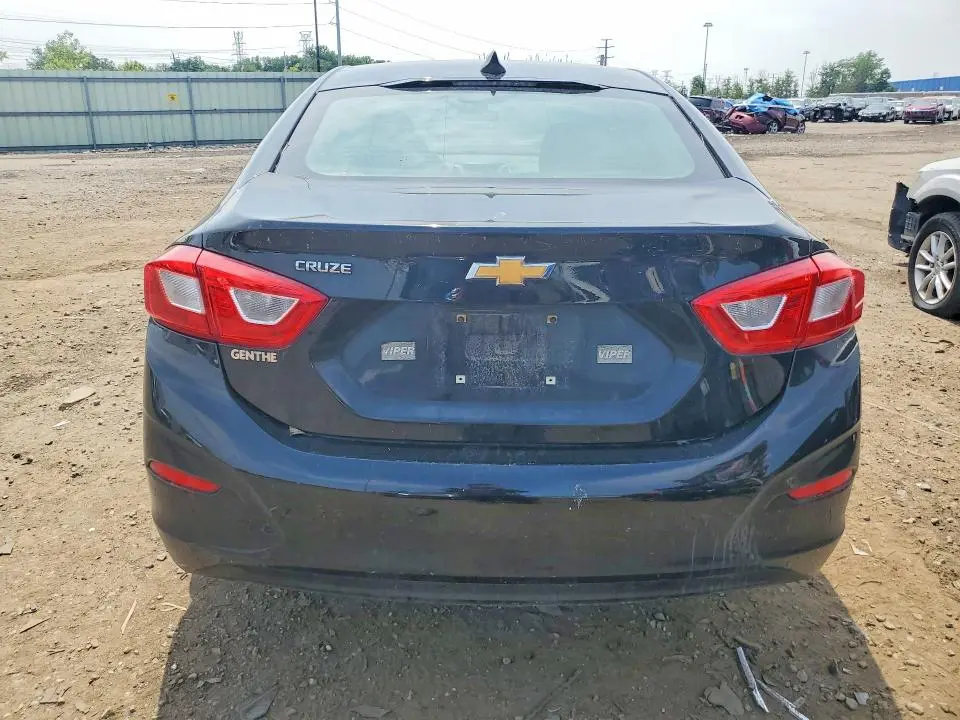 2016 CHEVROLET CRUZE LS  