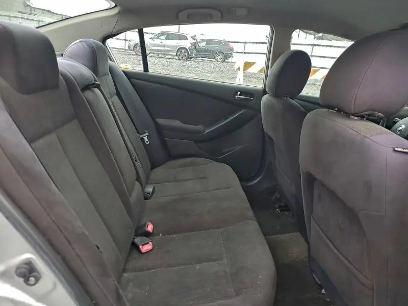 2010 NISSAN ALTIMA BASE  