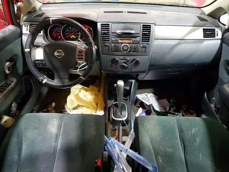 2011 NISSAN VERSA 1.8 S  