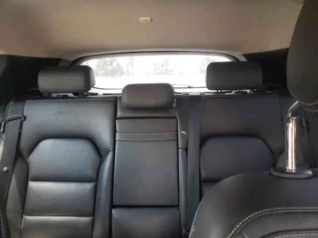 2018 INFINITI QX30 BASE  